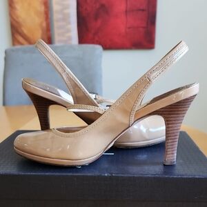 COLE HAAN tan patent slingbacks